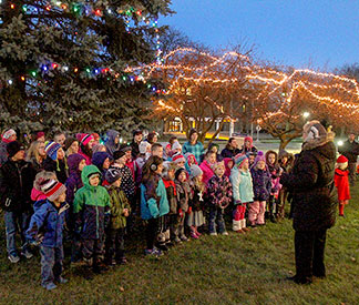 Community Holiday Tree Lighting